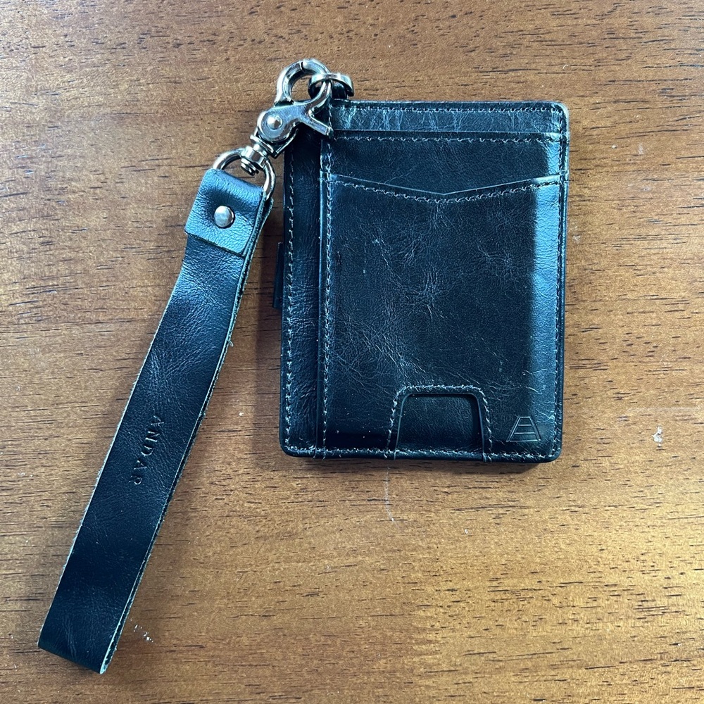 The Denner Wallet - Picture 3 of 4